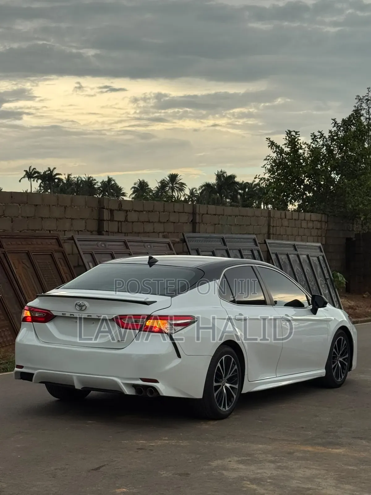 Toyota Camry 2020 White