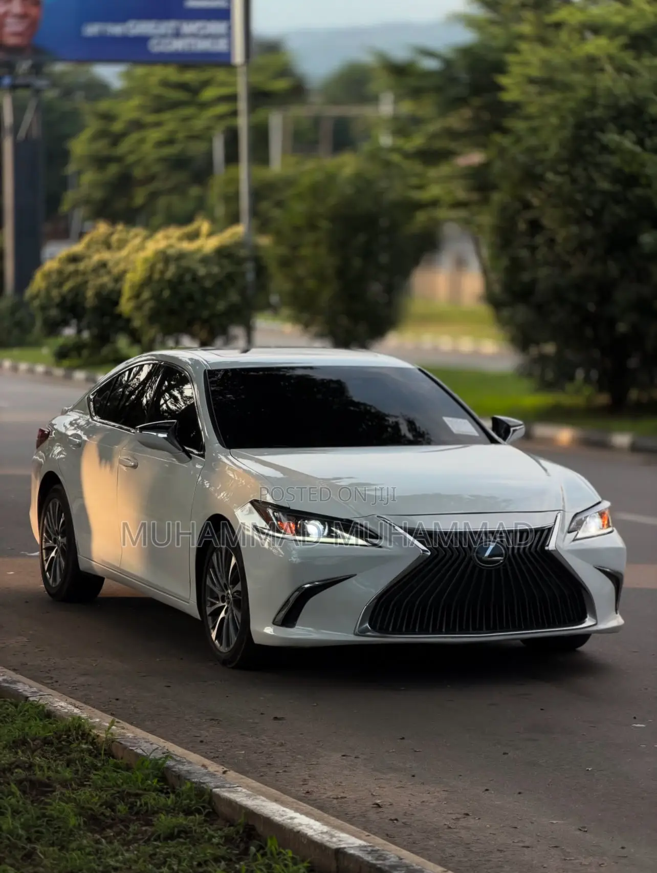 Lexus ES 350 Luxury 2021 White