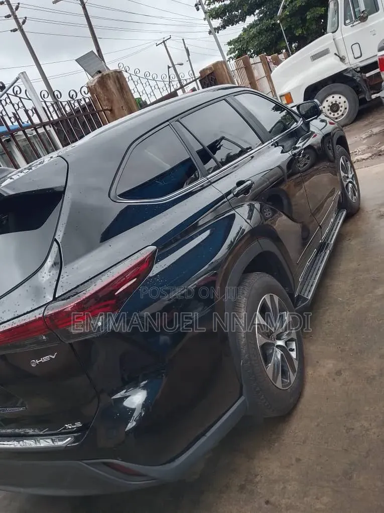 Toyota Highlander 2025 Black