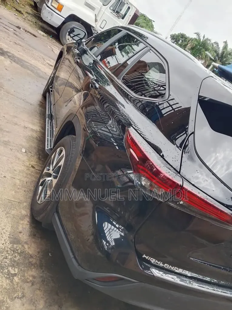 Toyota Highlander 2025 Black