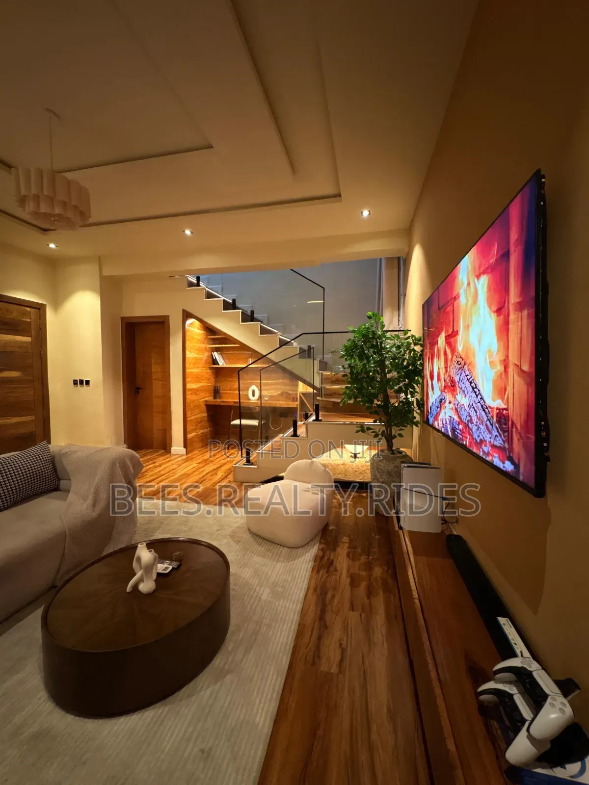 One Bedroom Loft With a Swimming Pool, PS5 Gym