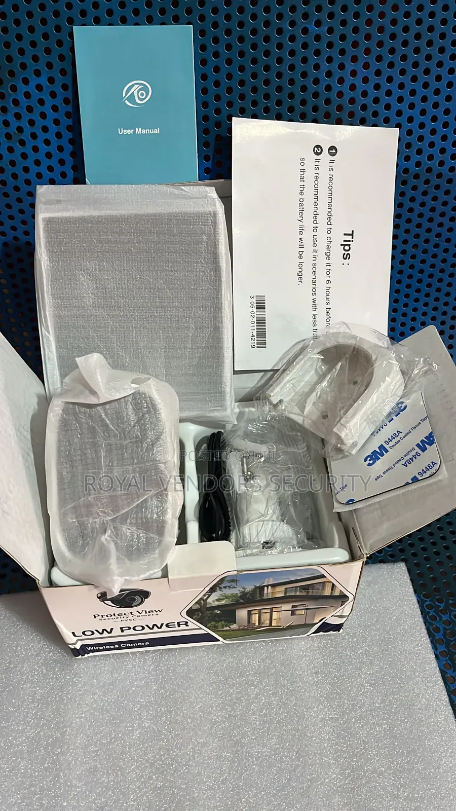 Wireless CCTV Camera With Inbuilt/Rechargble Batterry and Solar Panel