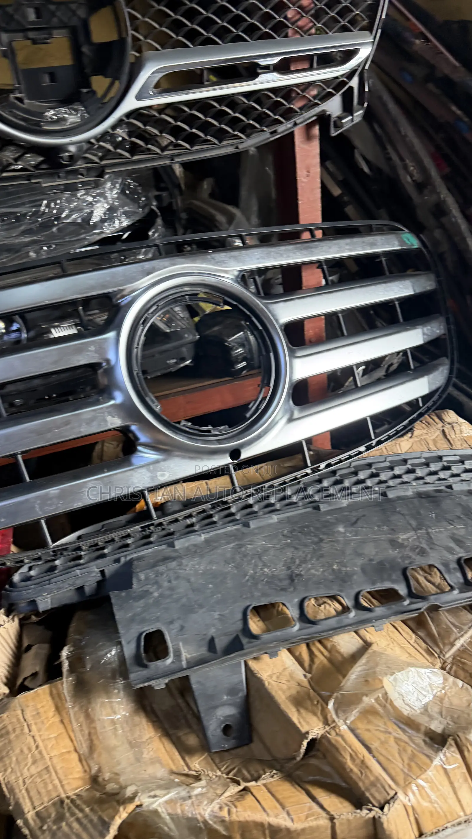 Original Tokunbo Mercedes-Benz GLS 2025 Front Grille