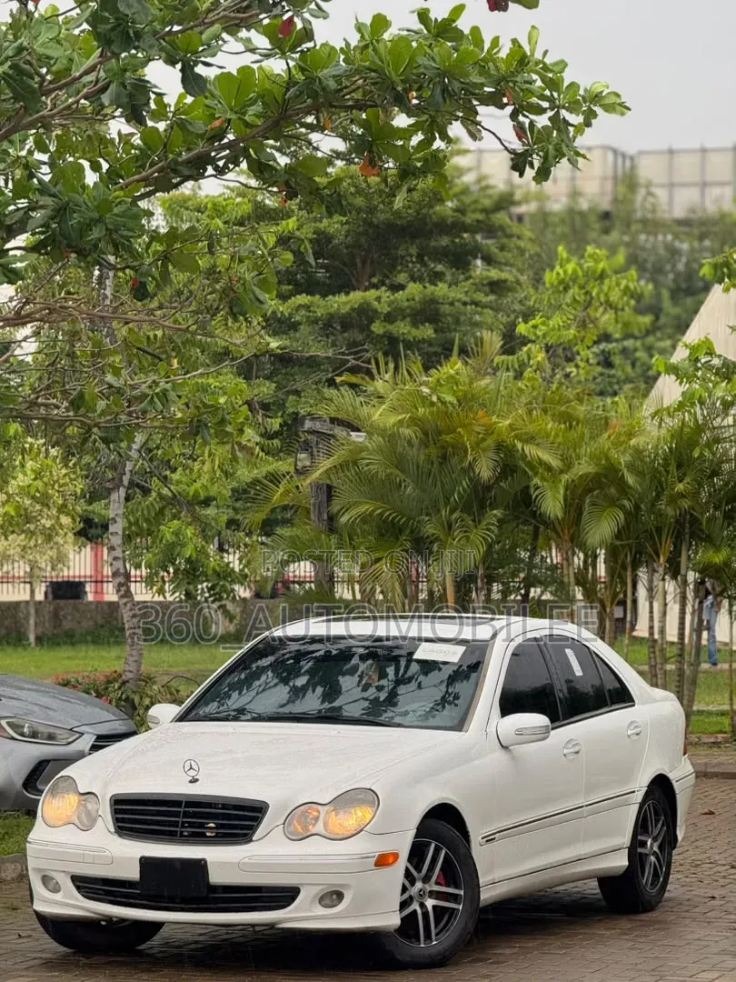 Mercedes-Benz C230 2005 White