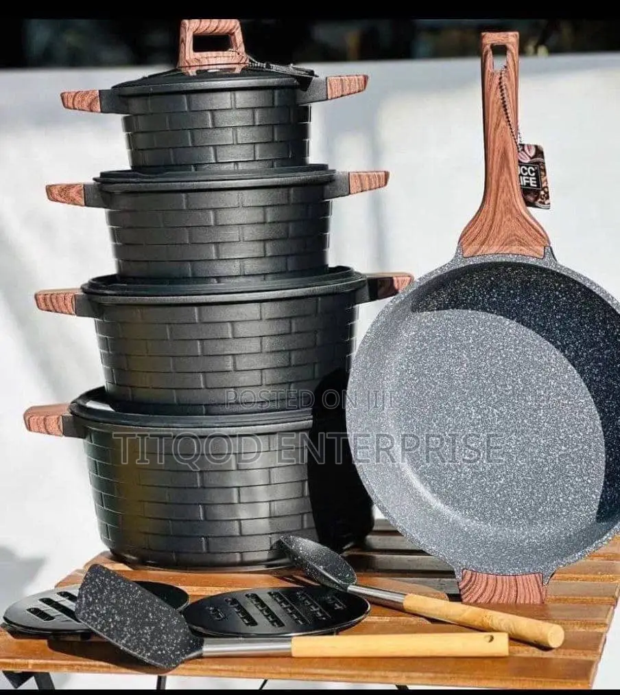 Block Pot With Frypan
