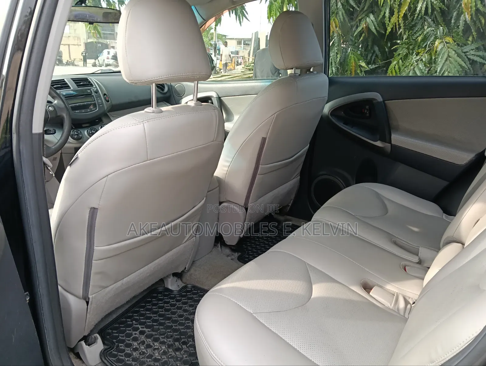 Toyota RAV4 2011 Black