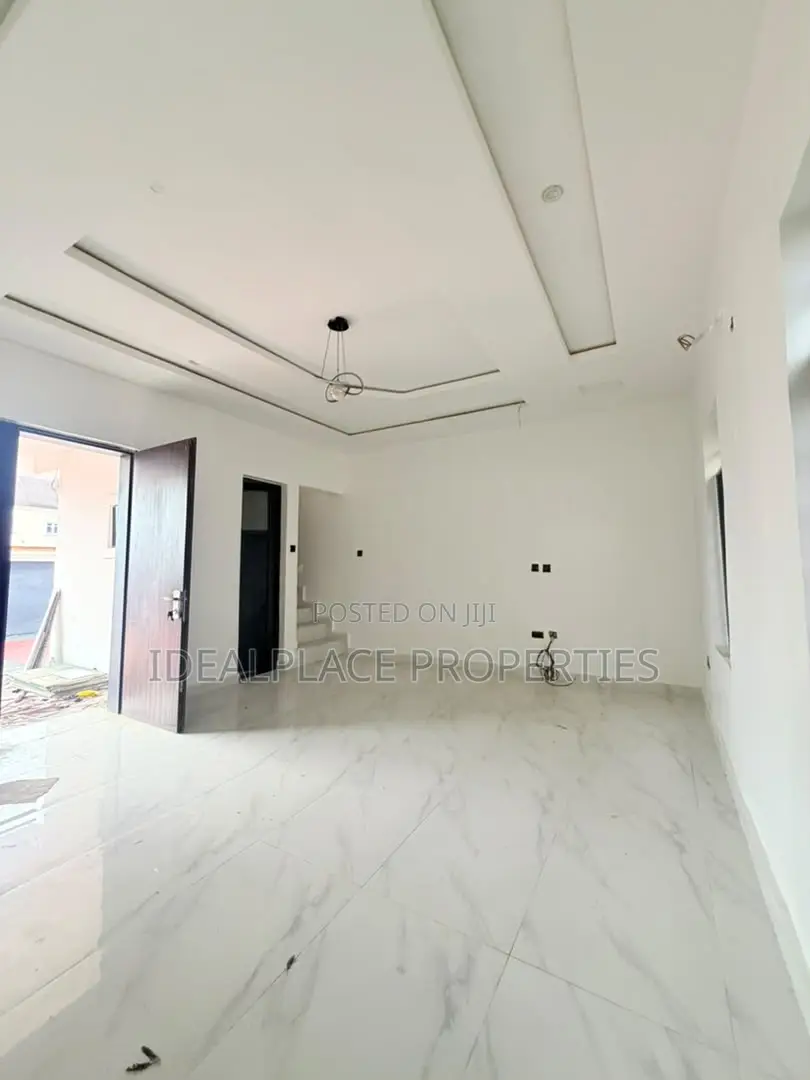 4bdrm Townhouse/Terrace in Ago Palace for sale