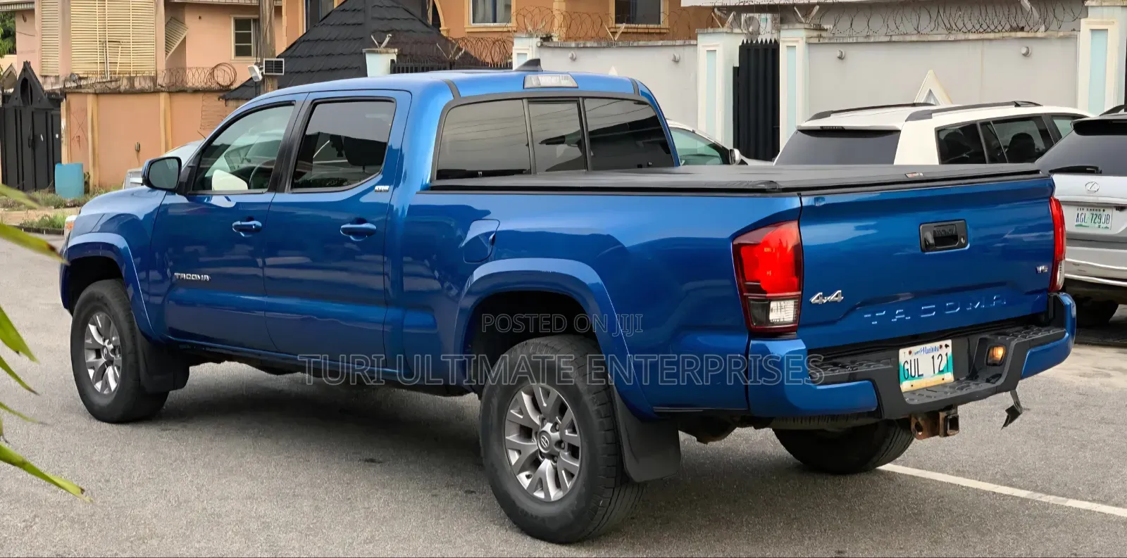 Toyota Tacoma 2019 Blue