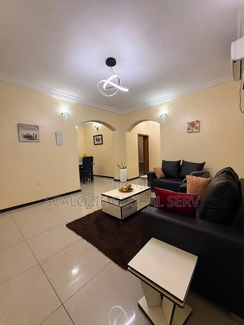 2bdrm Block of Flats in Rumuibekwe Estate, for sale