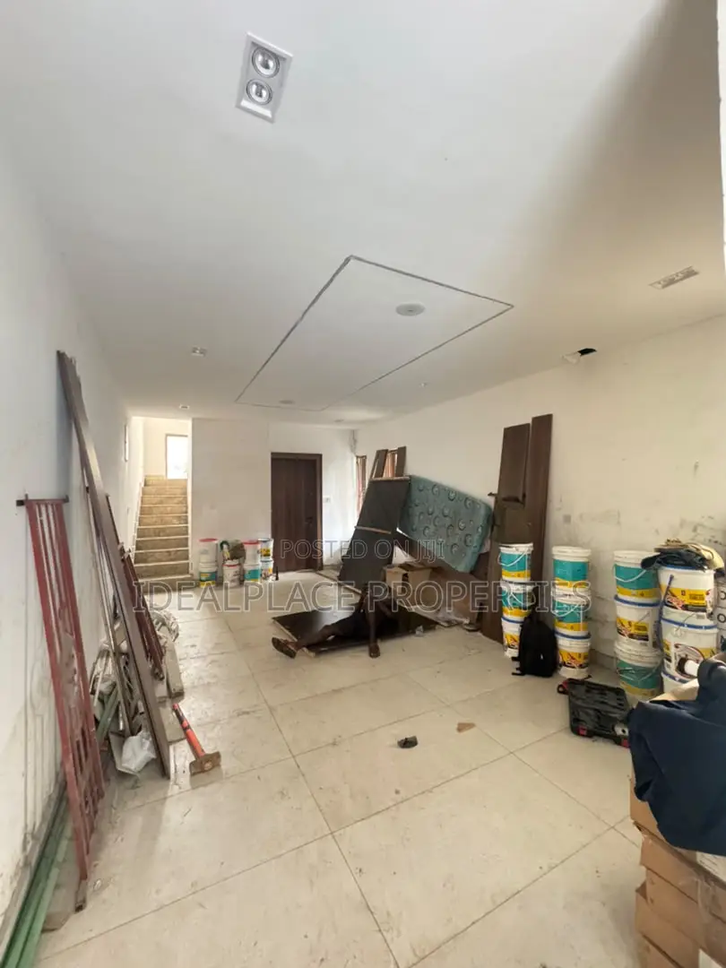 4bdrm Duplex in Adeniyi Jones for sale