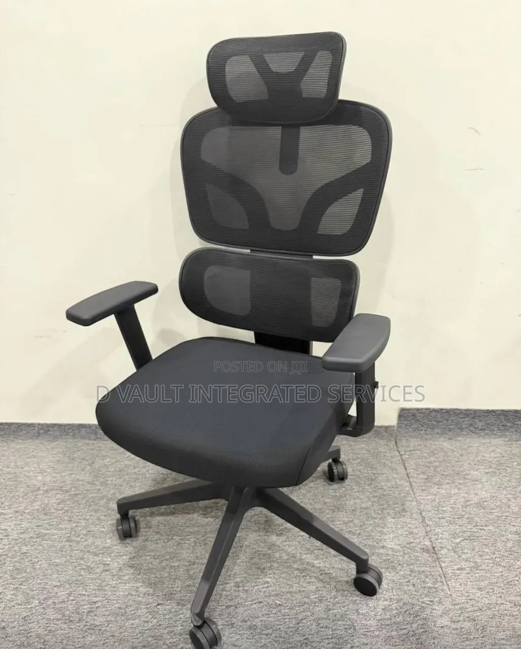 Exquisite Office Chair / Swivel Chair