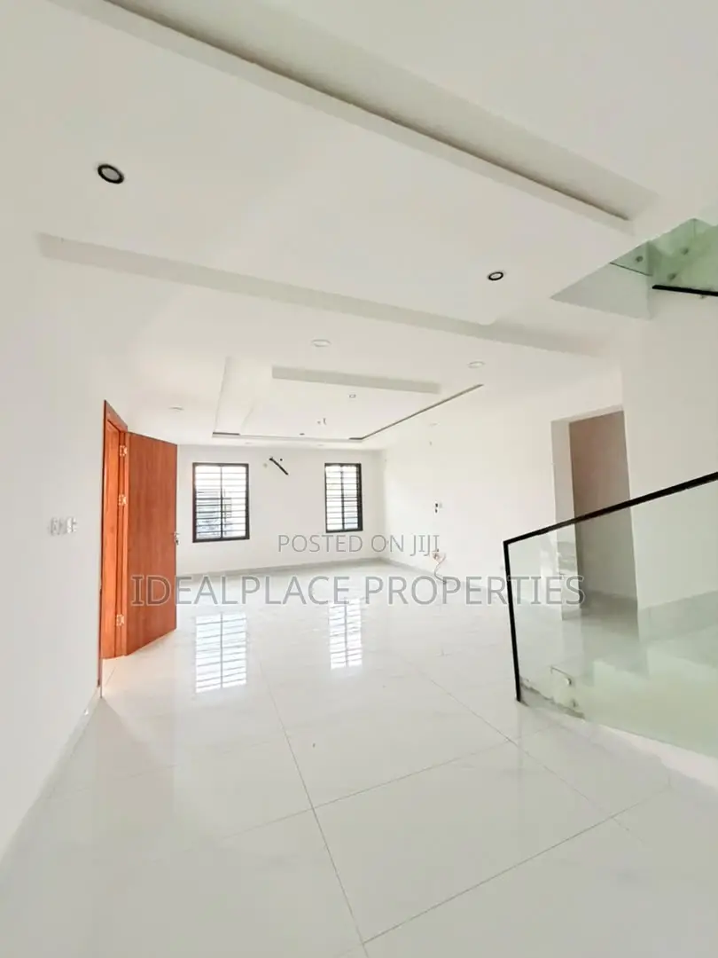 4bdrm Duplex in Isheri North for sale