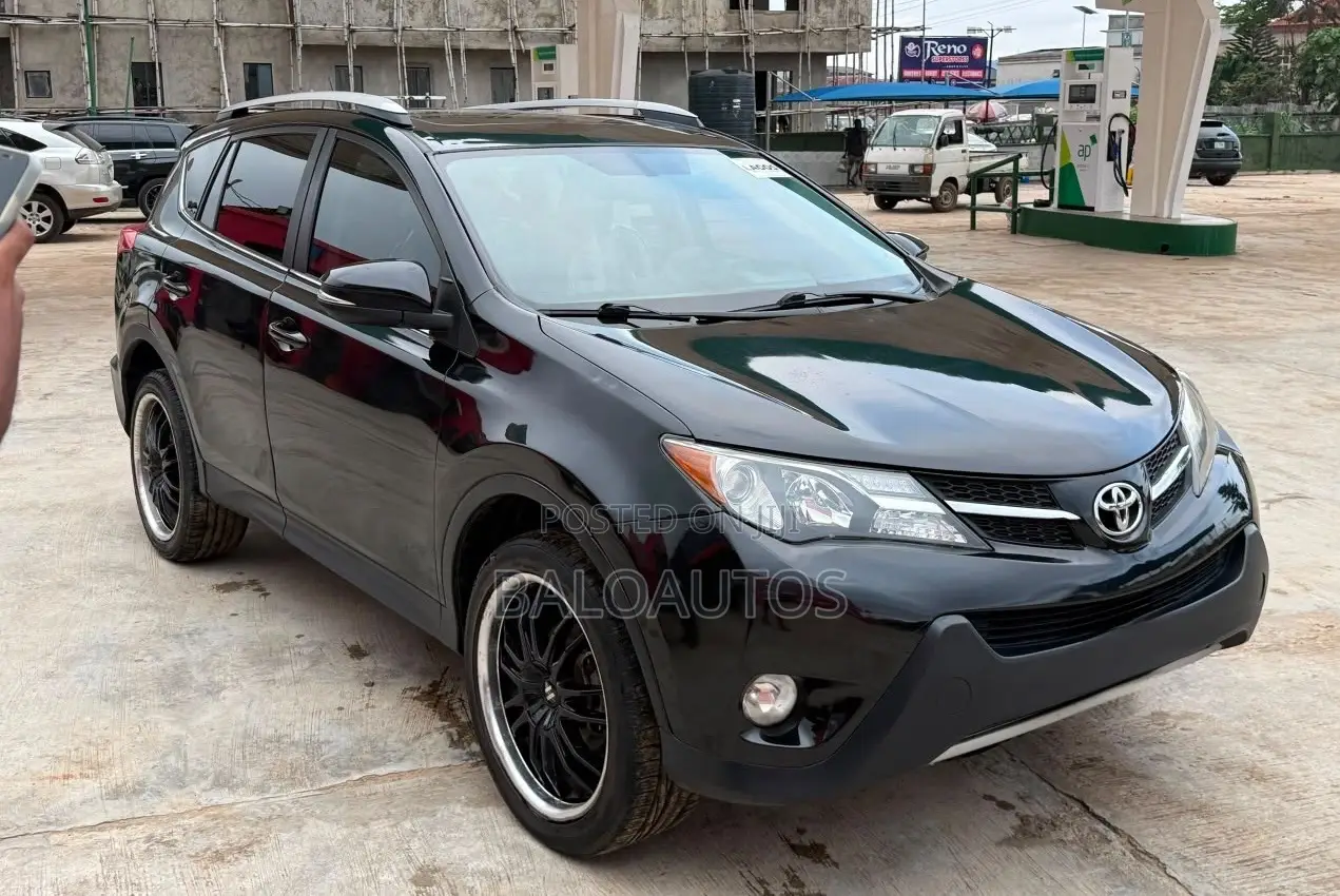 Toyota RAV4 XLE 4dr SUV (2.5L 4cyl 6A) 2015 Black