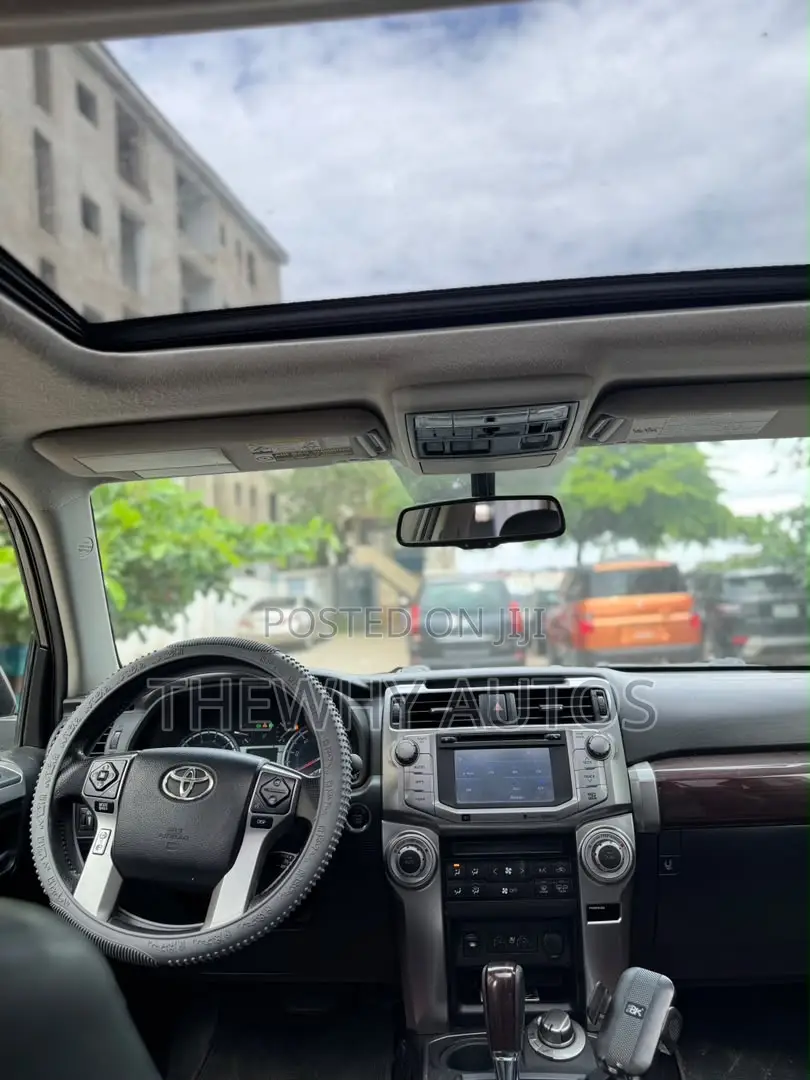 Toyota 4-Runner Limited 4dr SUV (4.0L 6cyl 5A) 2014 Gray