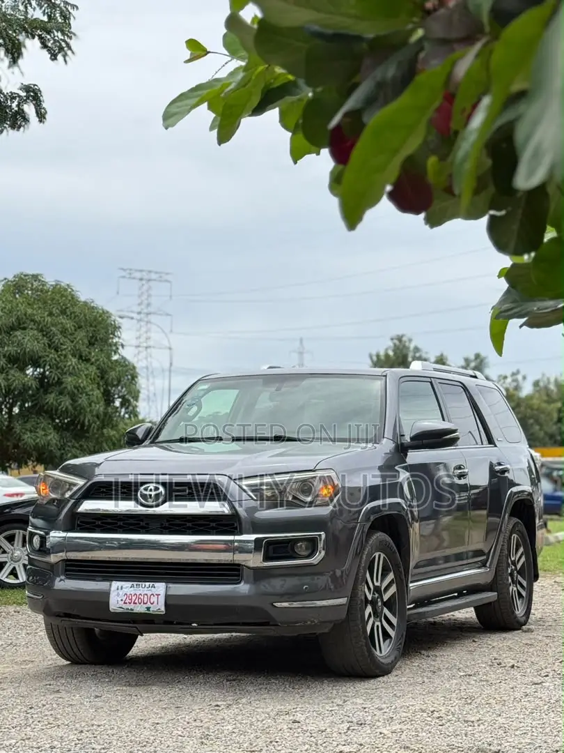 Toyota 4-Runner Limited 4dr SUV (4.0L 6cyl 5A) 2014 Gray