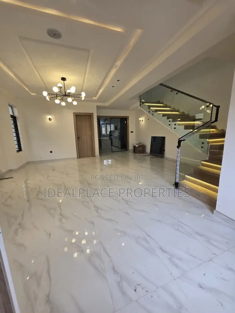 4bdrm Duplex in Obafemi-Owode for sale
