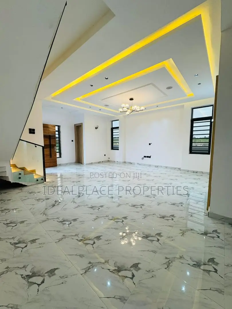 4bdrm Duplex in Obafemi-Owode for sale
