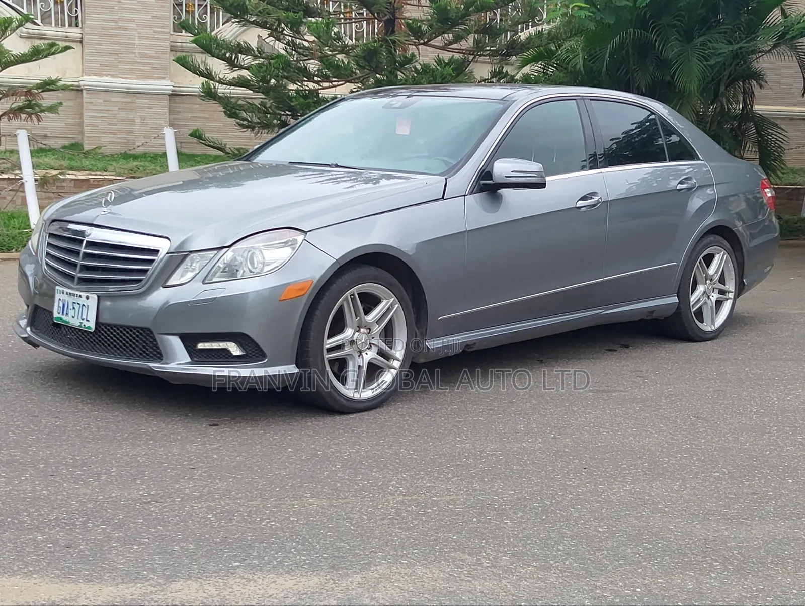 Mercedes-Benz E350 2010 Gray