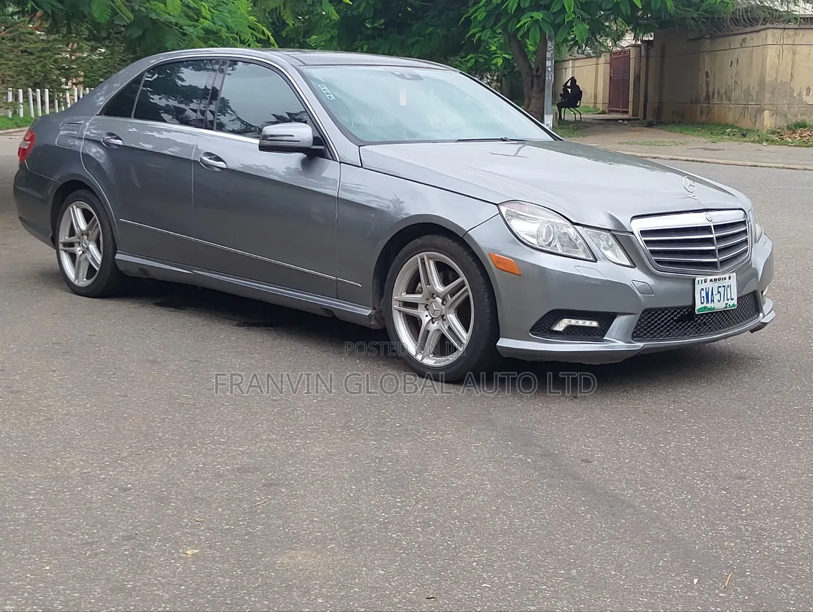 Mercedes-Benz E350 2010 Gray