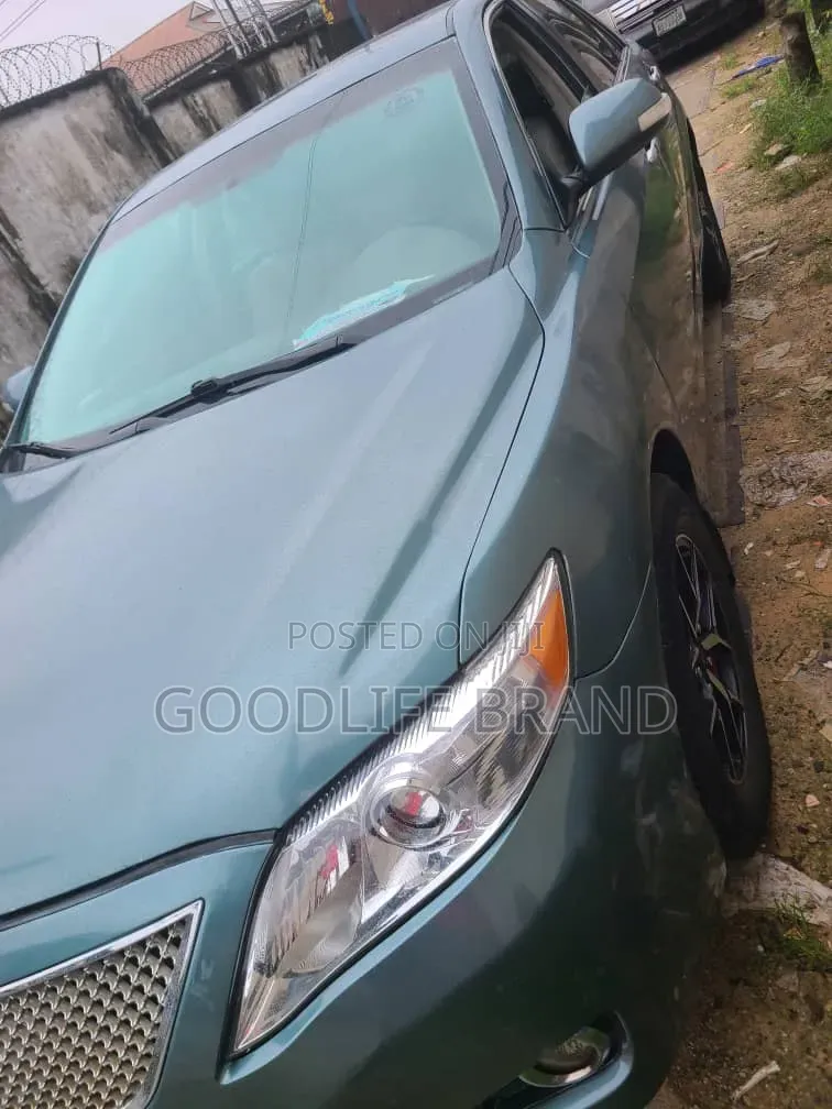 Toyota Camry XLE 4dr Sedan (2.4L 4cyl 5A) 2009 Green