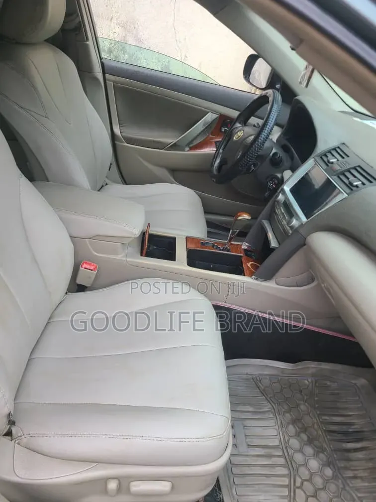 Toyota Camry XLE 4dr Sedan (2.4L 4cyl 5A) 2009 Green