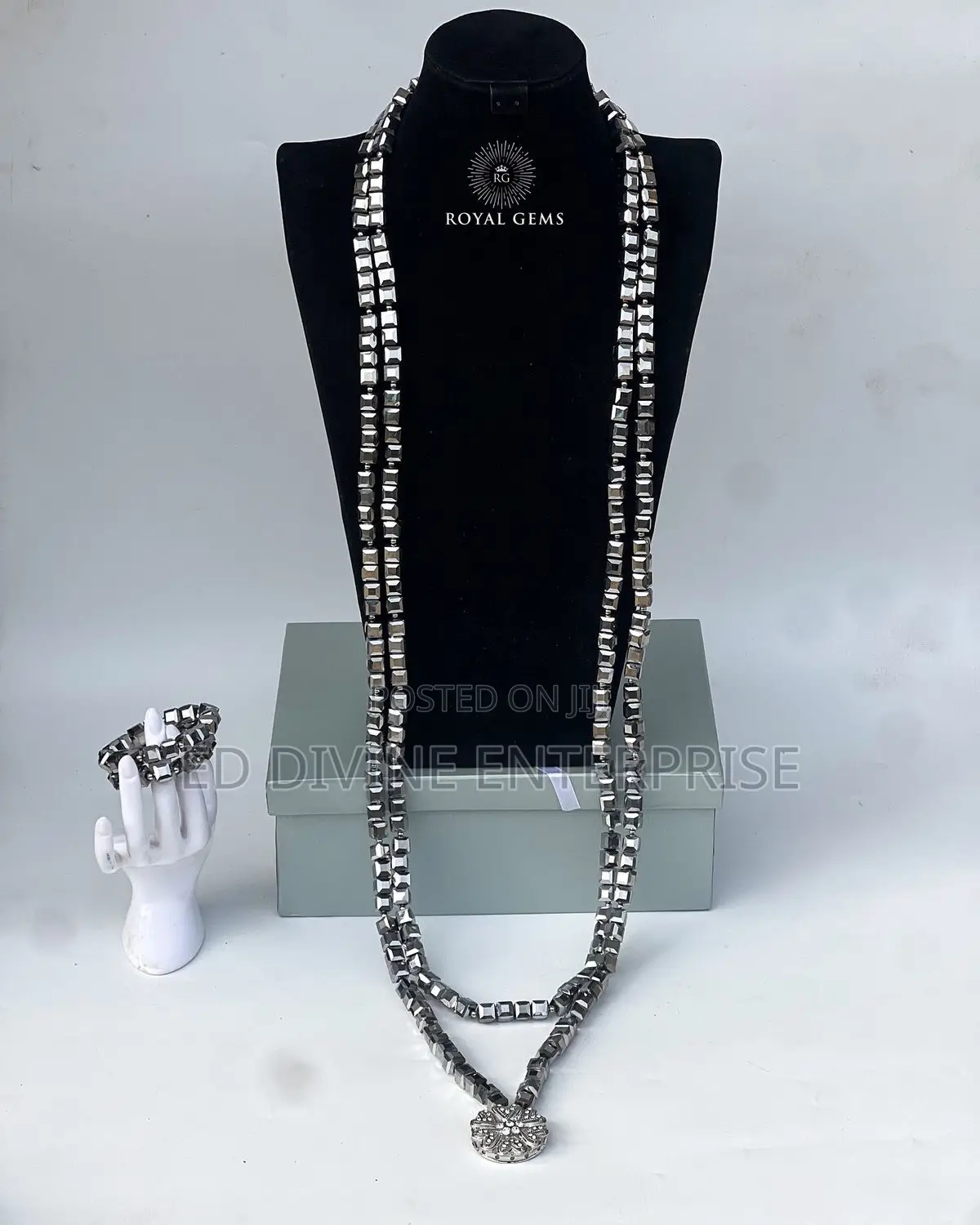 Traditional Men’s Neck Beads