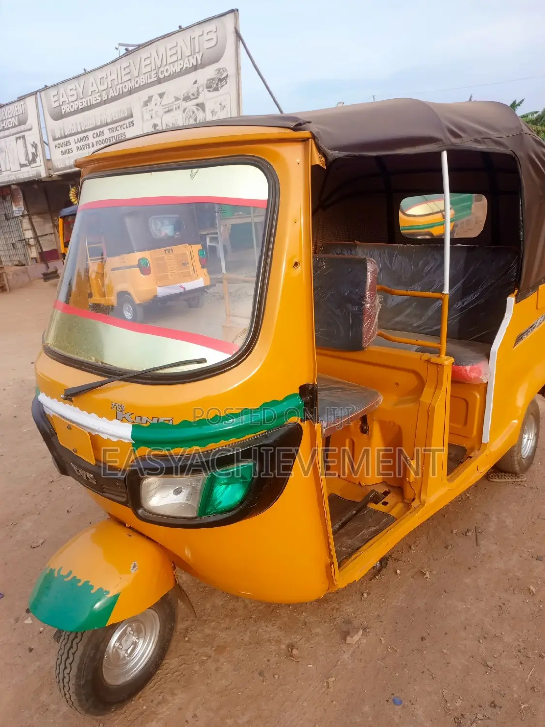 Tricycle 2023 Yellow