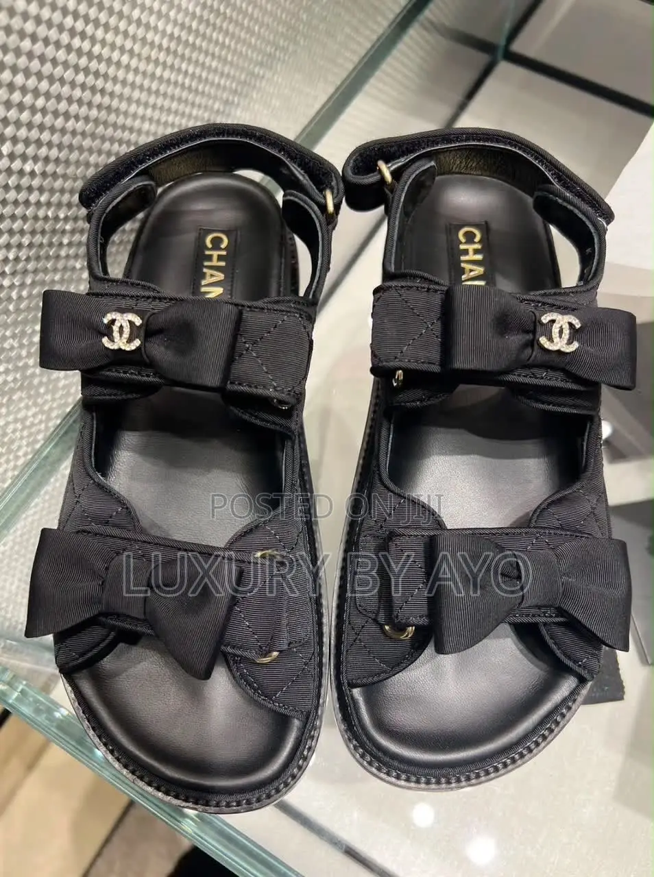 New in Luxury Chanel Grosgrain Quilted Bow Daddy Sandal