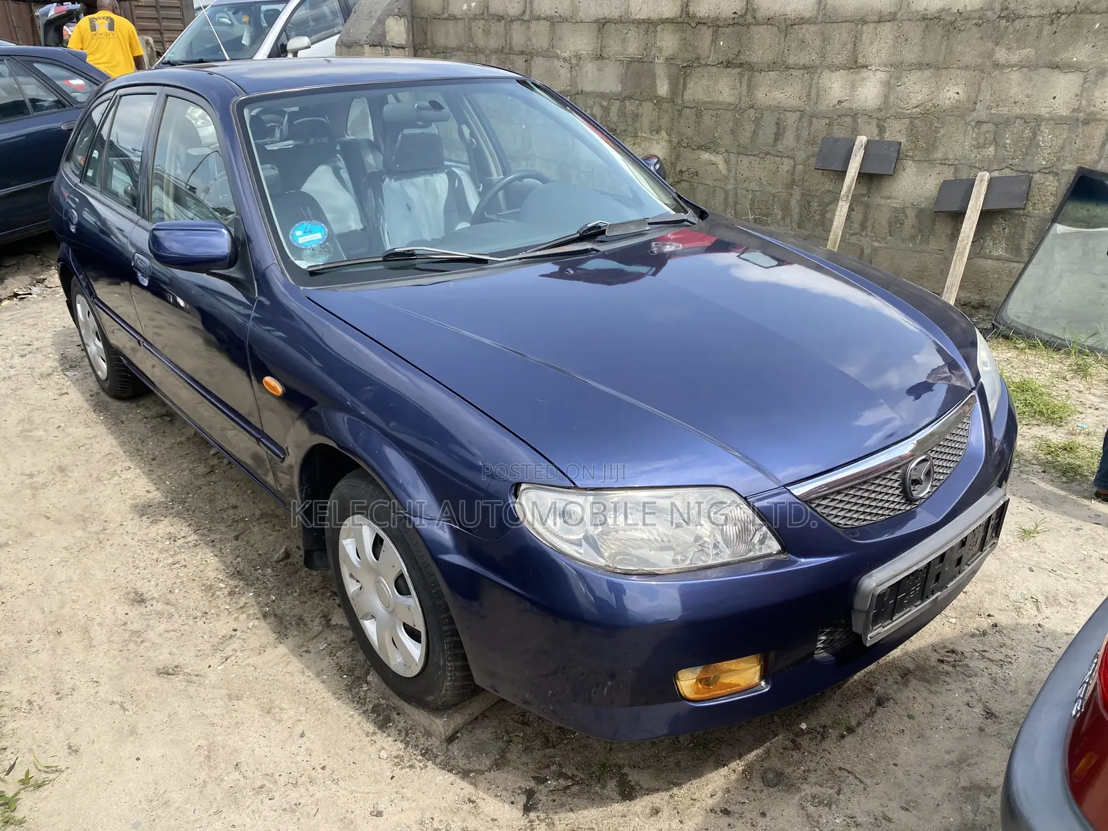 Mazda 323 2004 Blue
