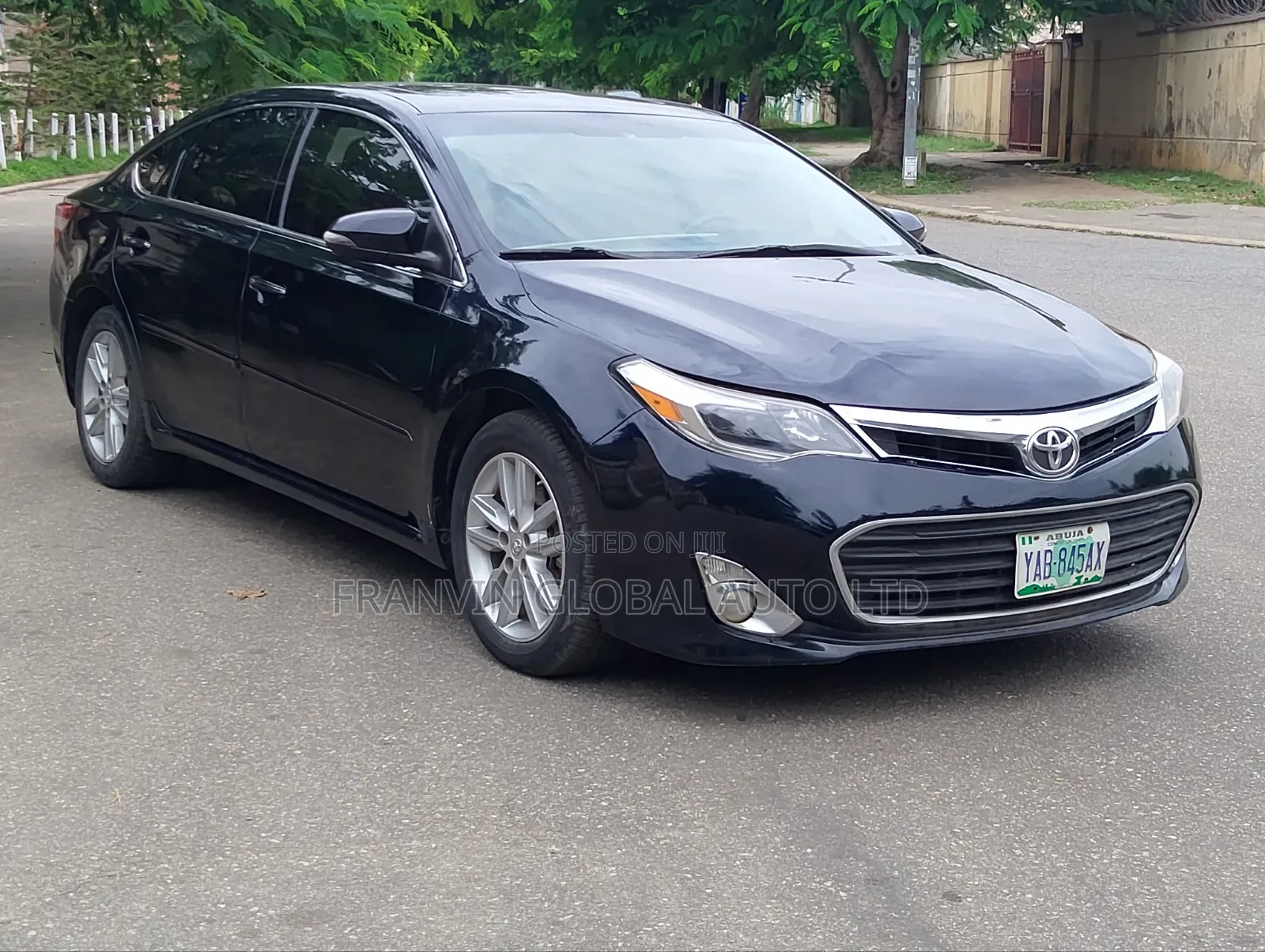 Toyota Avalon XLE 4dr Sedan (3.5L 6cyl 6A) 2014 Blue