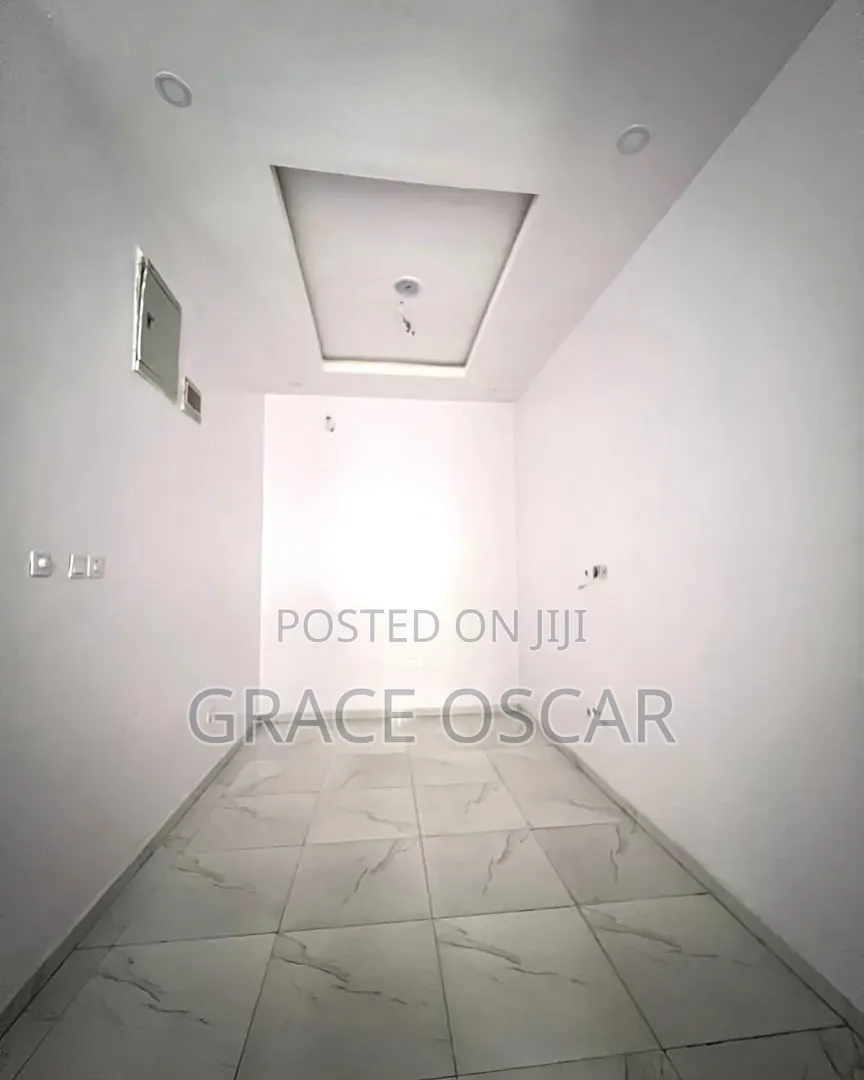 4bdrm Duplex in Ikota for rent