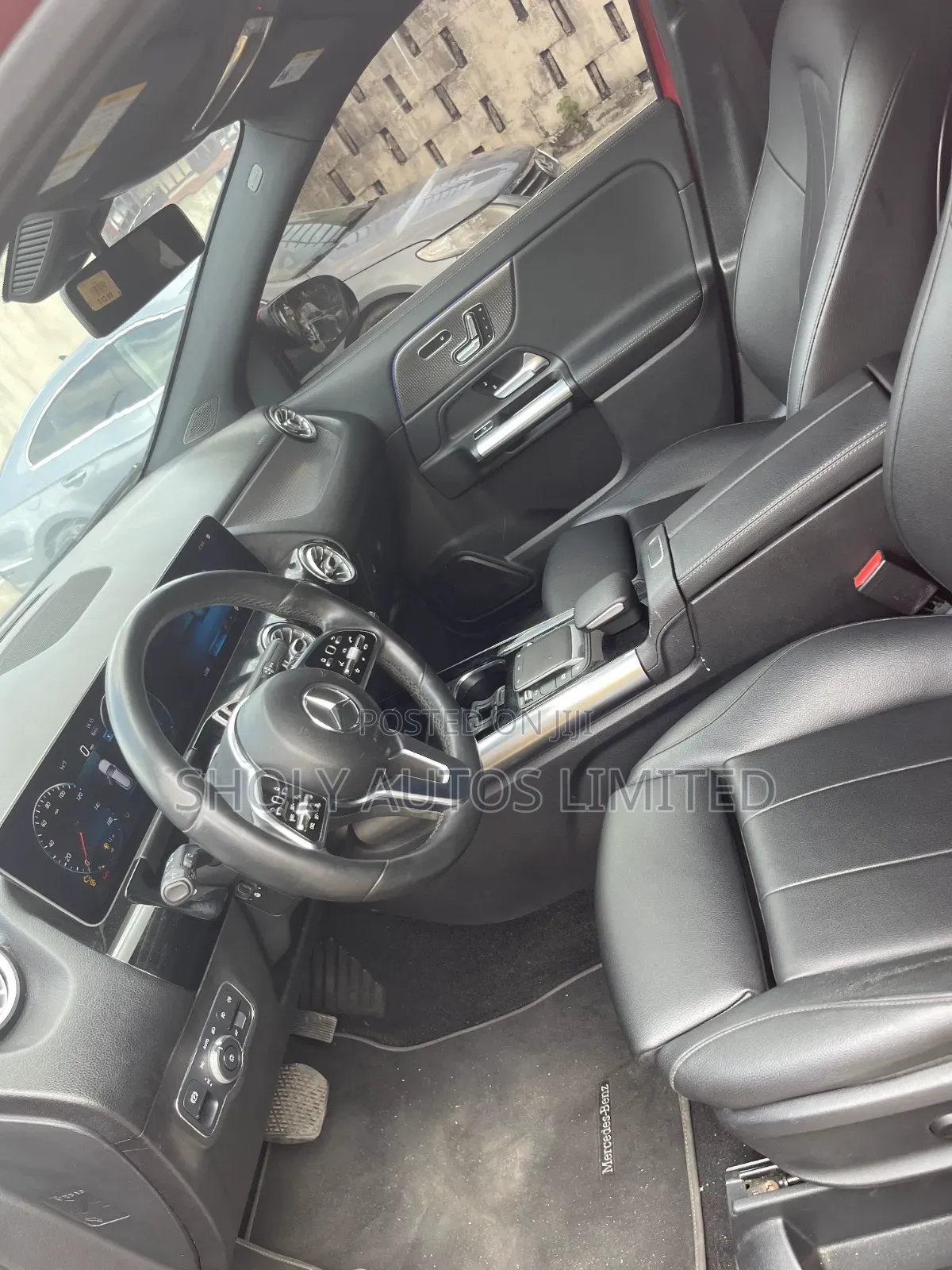 Mercedes-Benz GLA 250 2020 Red
