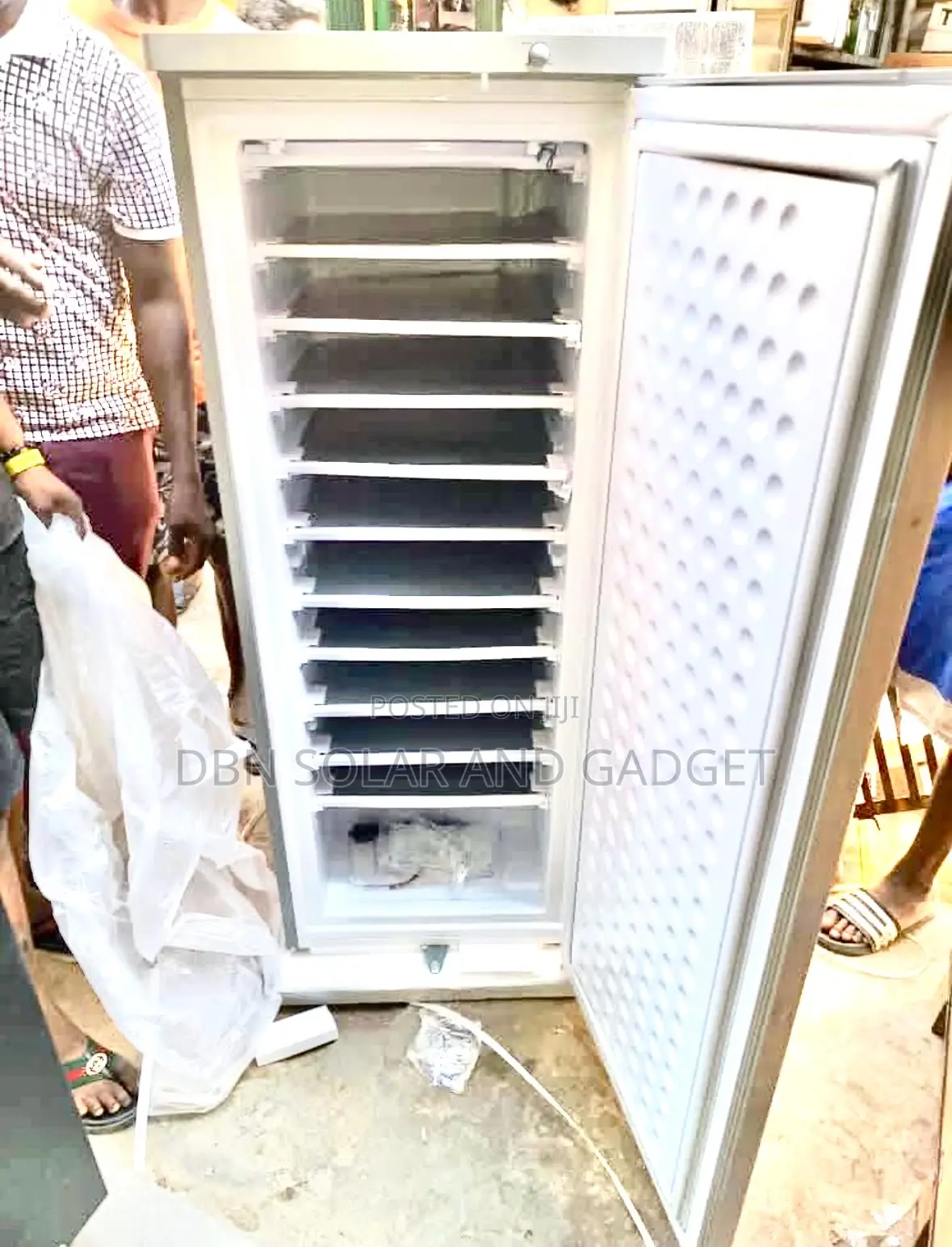 YOHAKO 218L Solar Freezer for Ice Block Very Good Quality and Reliable