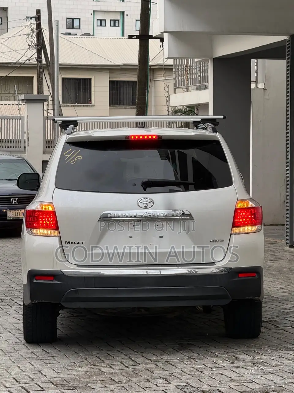 Toyota Highlander Limited 3.5l 4WD 2013 Silver