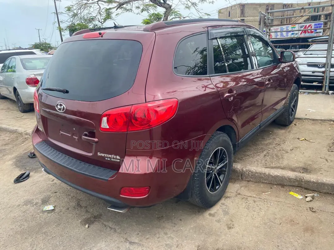 Hyundai Santa Fe 2009 Red