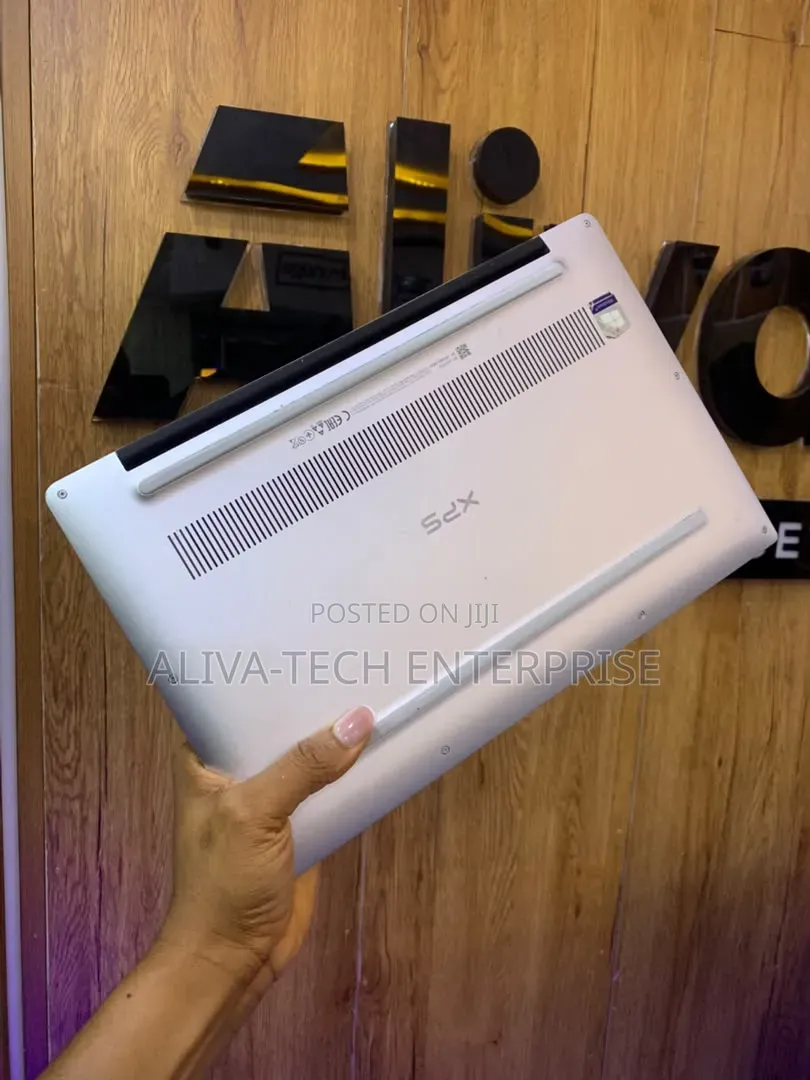Laptop Dell XPS 13 9380 16GB Intel Core i7 SSD 256GB