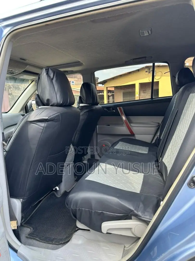 Toyota Highlander Limited 2010 Blue