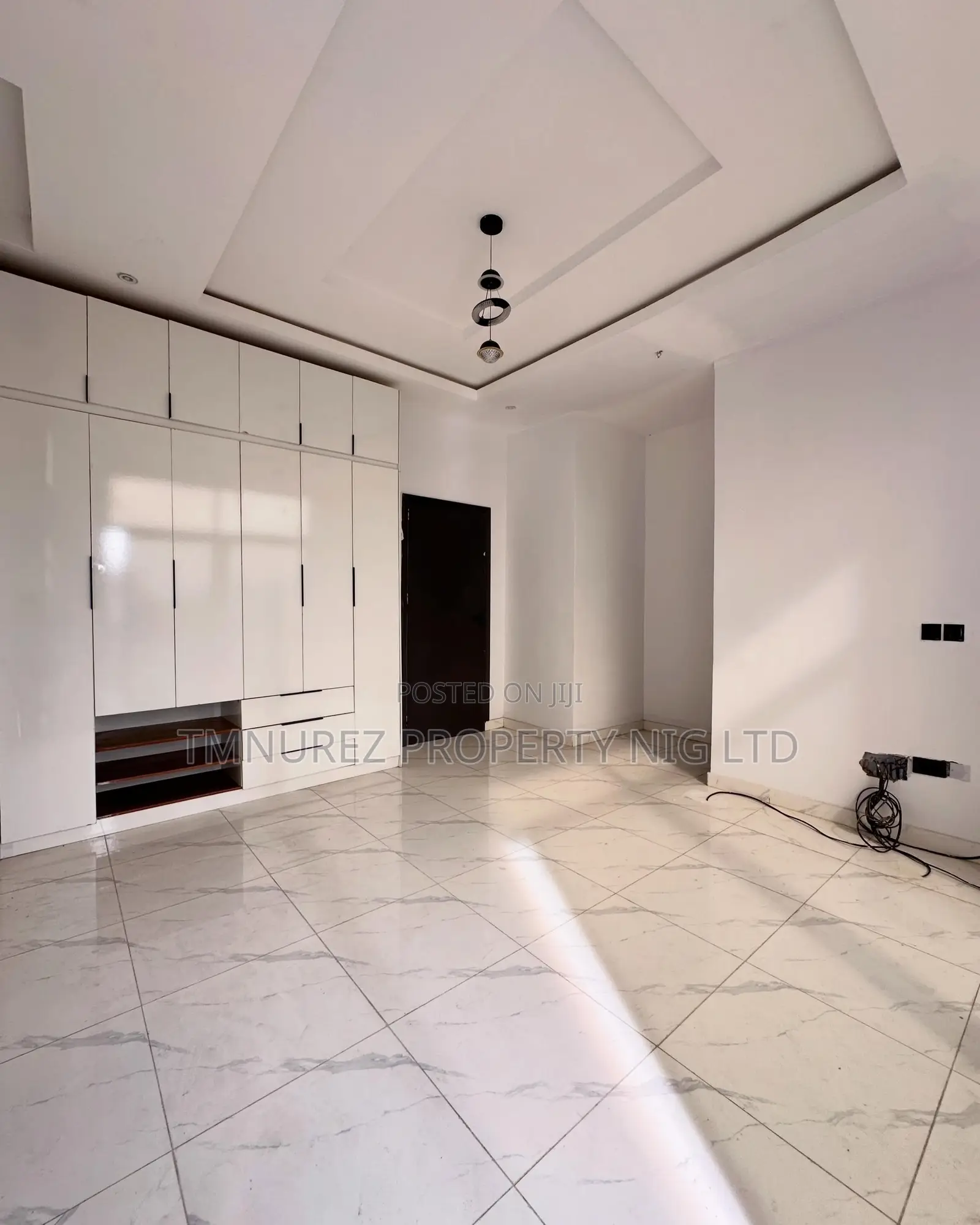 4bdrm Duplex in Ikota for rent