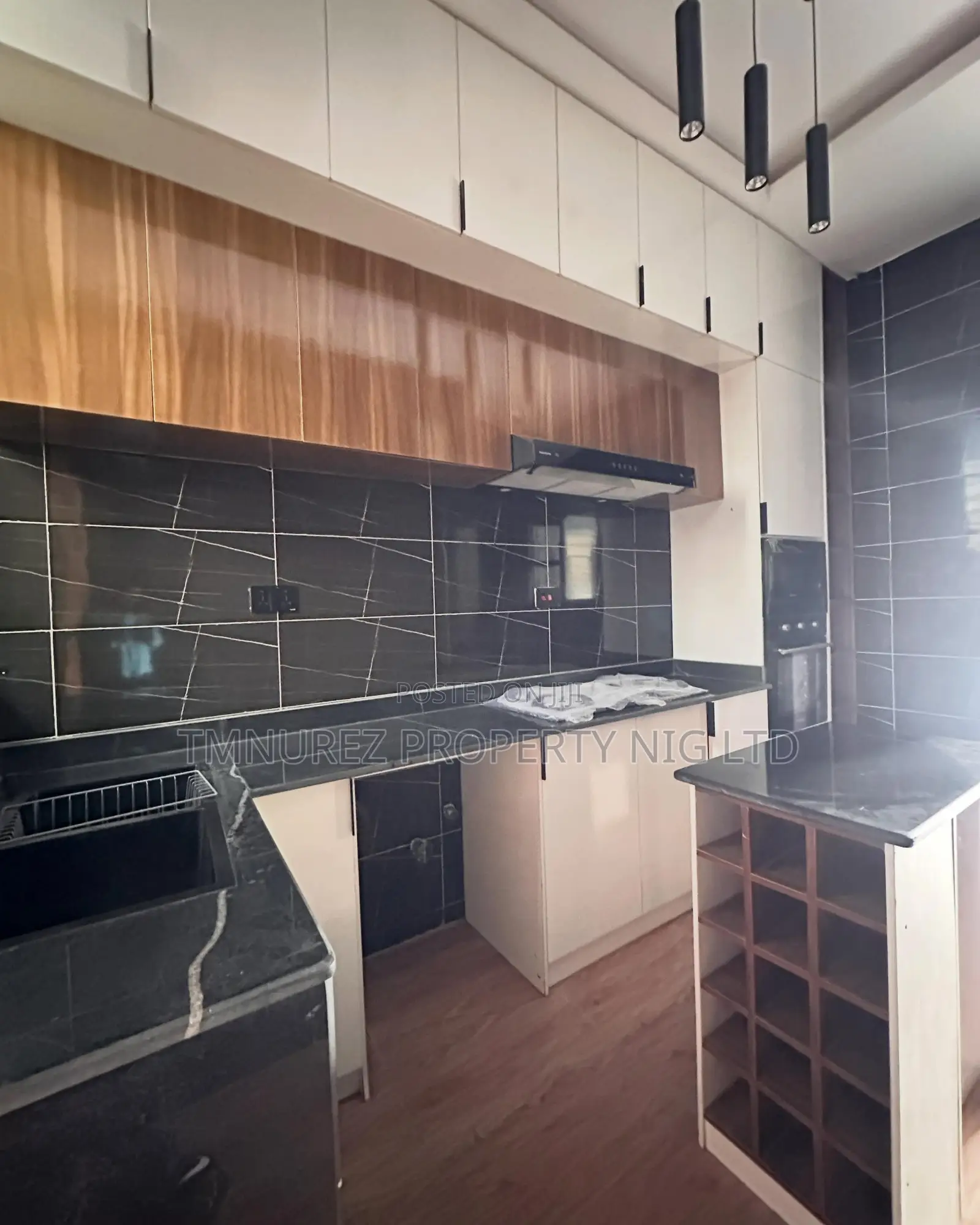 4bdrm Duplex in Ikota for rent