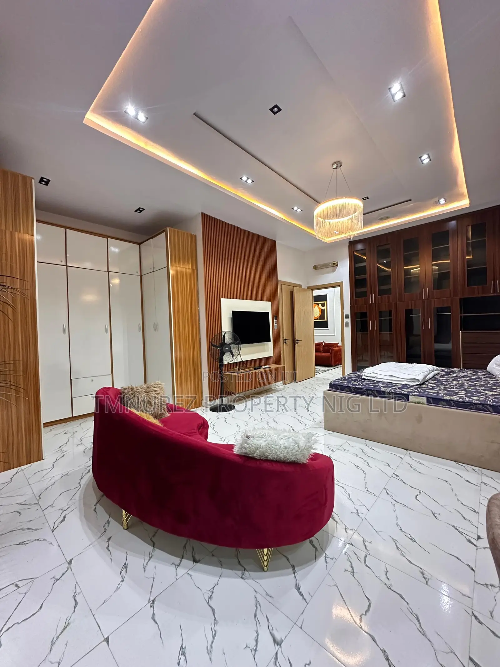 Furnished 4bdrm Duplex in Chevron for rent