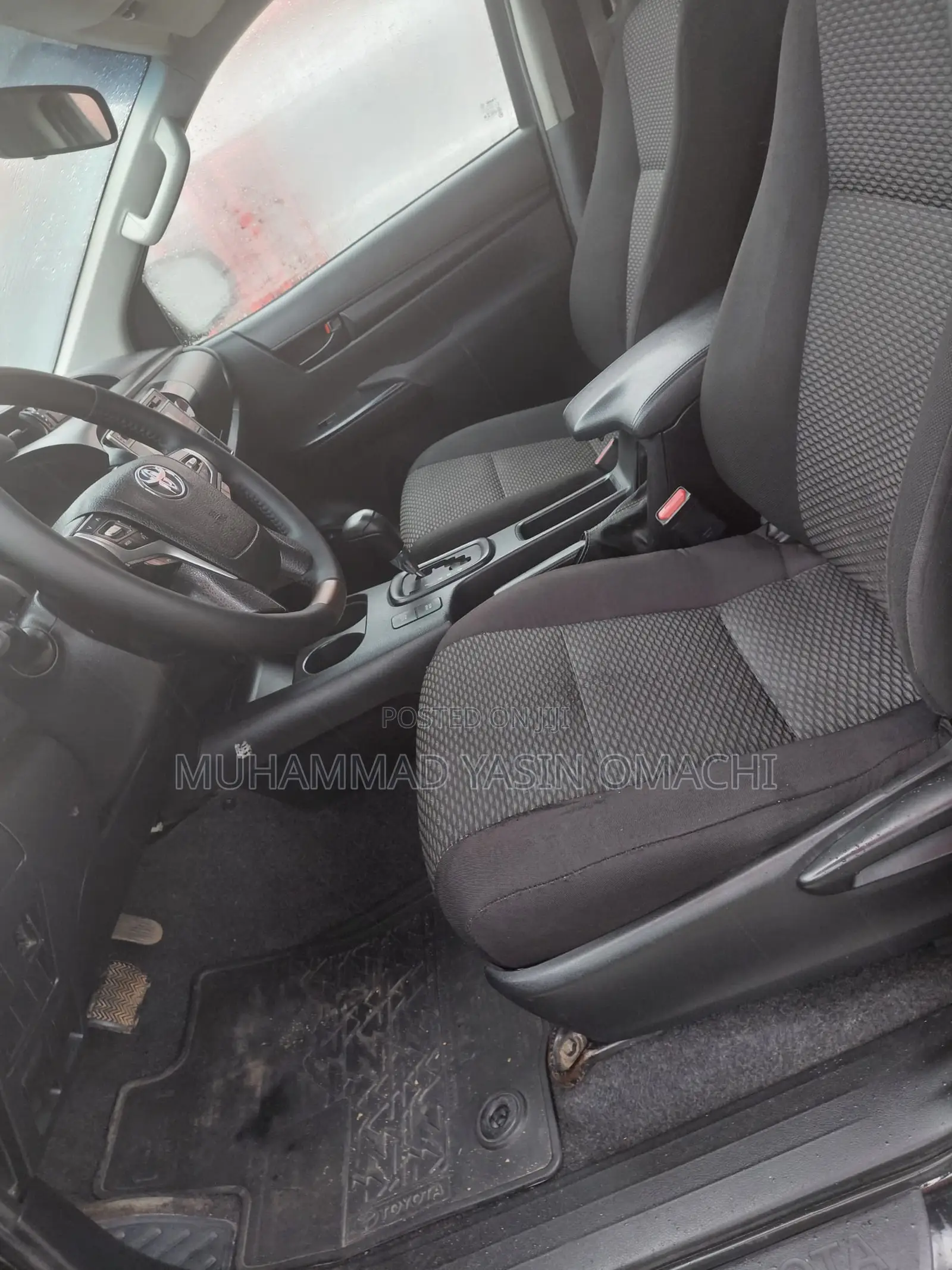 Toyota Hilux 2018 Black