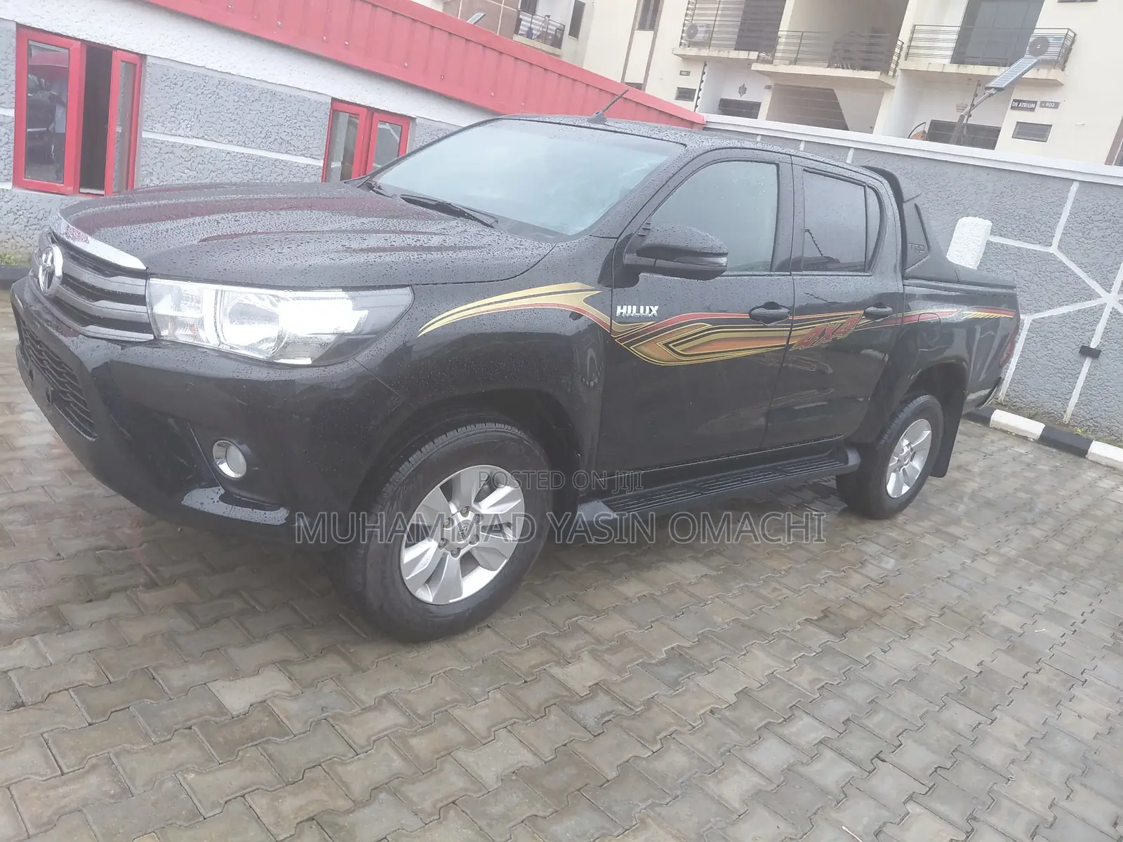 Toyota Hilux 2018 Black