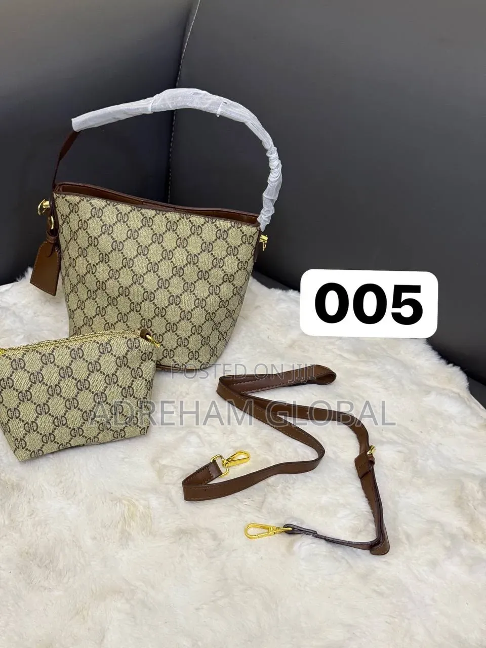 Cute 2in1 Shoulder and Cross Body Bucket Bag