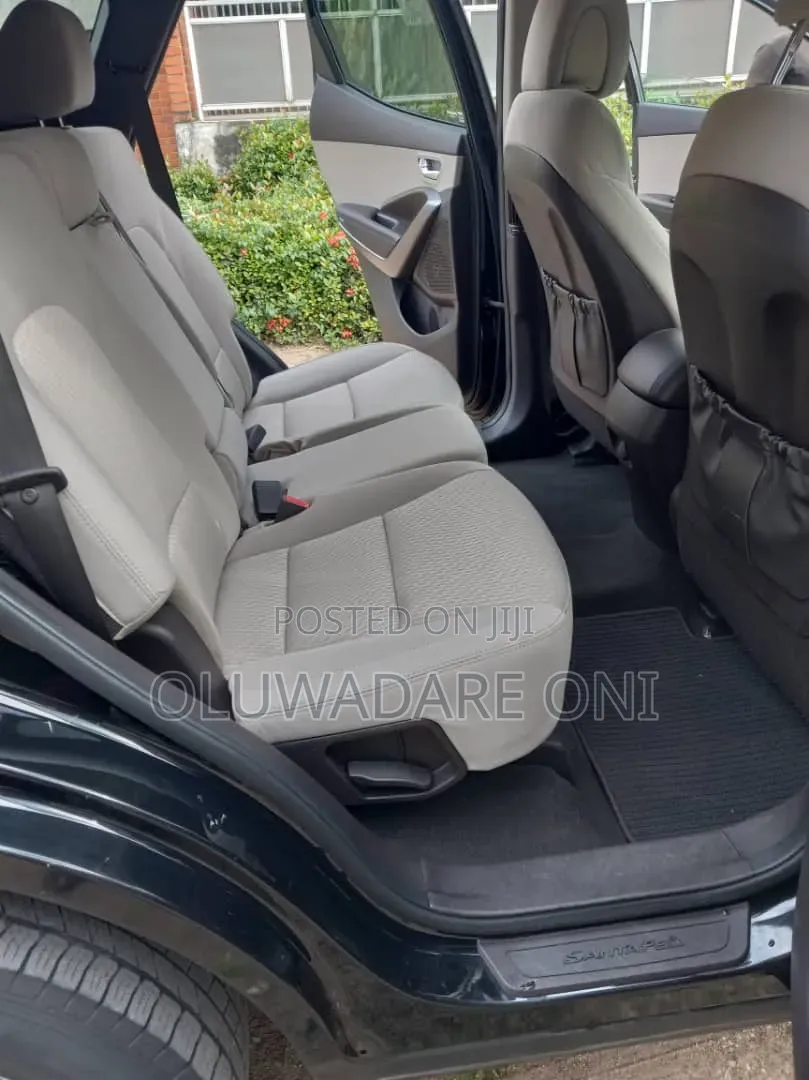 Hyundai Santa Fe 2017 Black