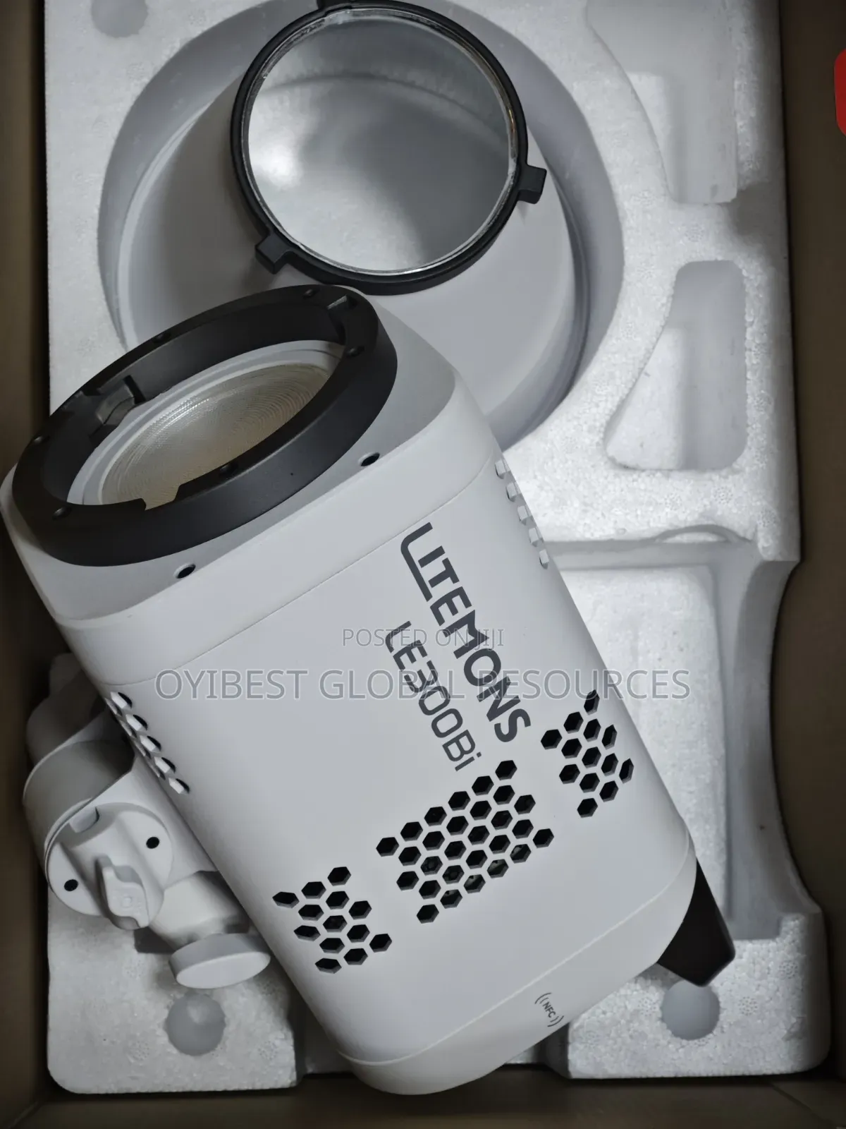 Litemons Le300bi Color Led Light