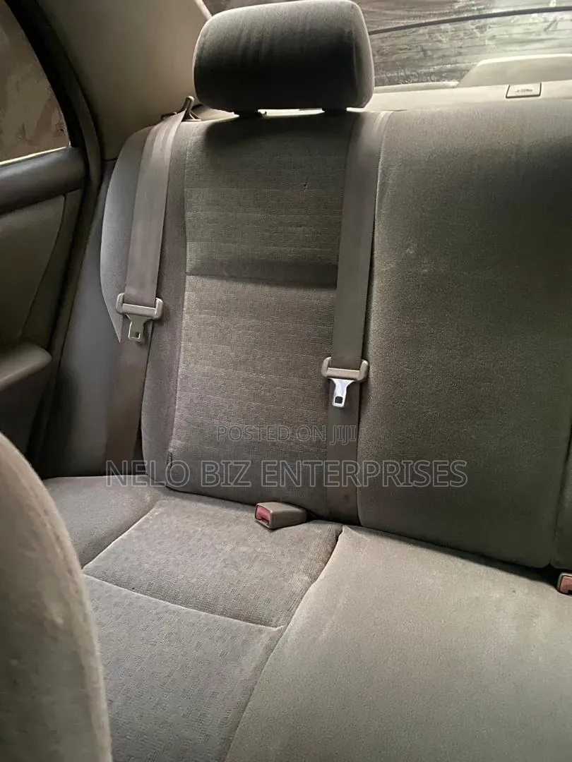 Toyota Corolla 2004 Black