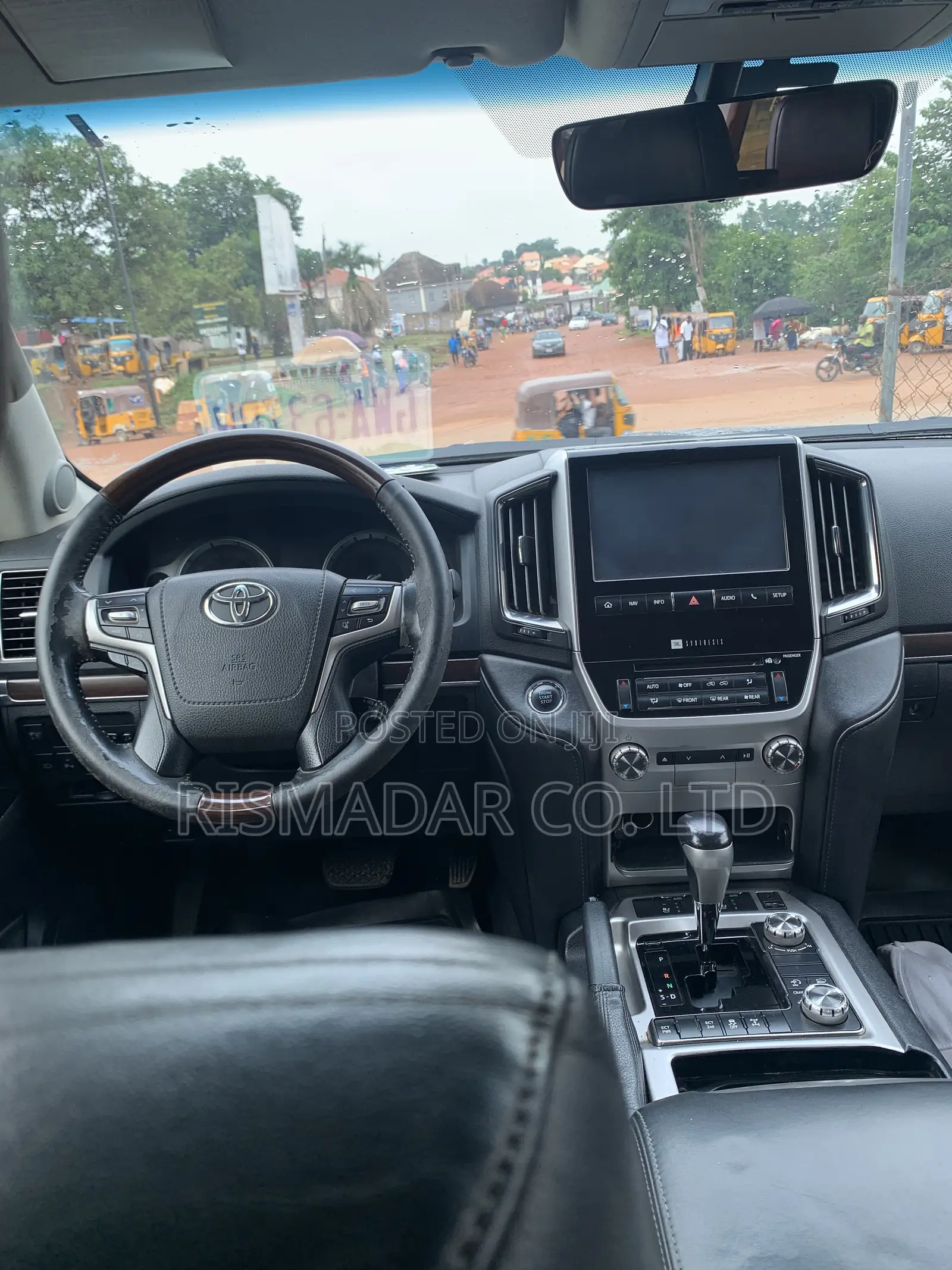 Toyota Land Cruiser 5.7 V8 VX-S 2015 Black