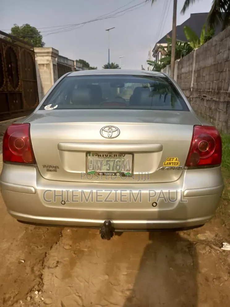 Toyota Avensis 2005 Silver
