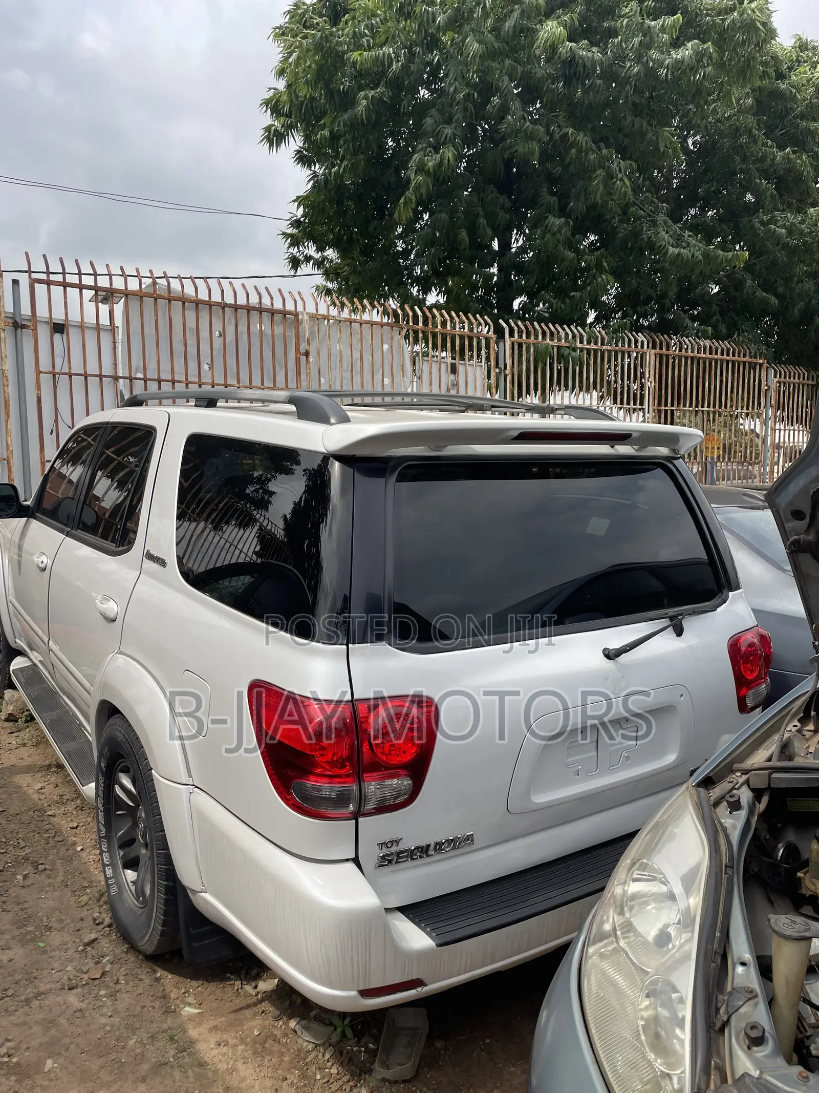Toyota Sequoia 2006 White