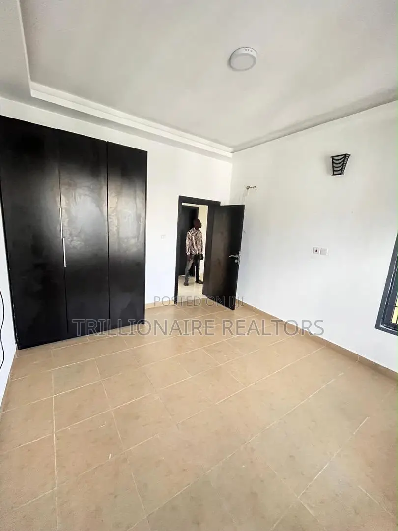 3bdrm Apartment in Oral Estate, Chevron for rent